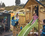 1. května spouštíme lanovky, dětské parky i půjčovny koloběžek 